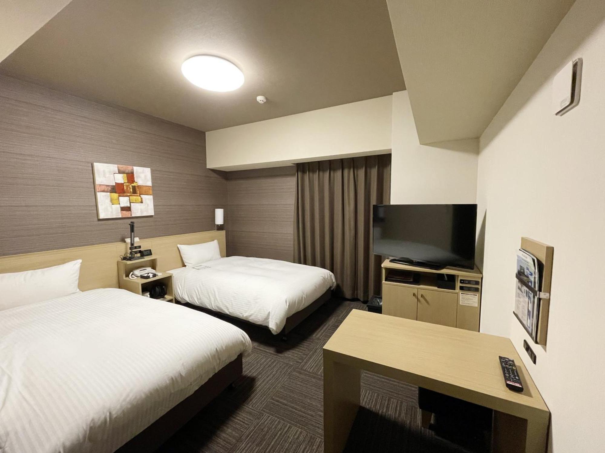 Hotel Route-Inn Osaka Takaishi -Hagoromo Ekimae- Экстерьер фото