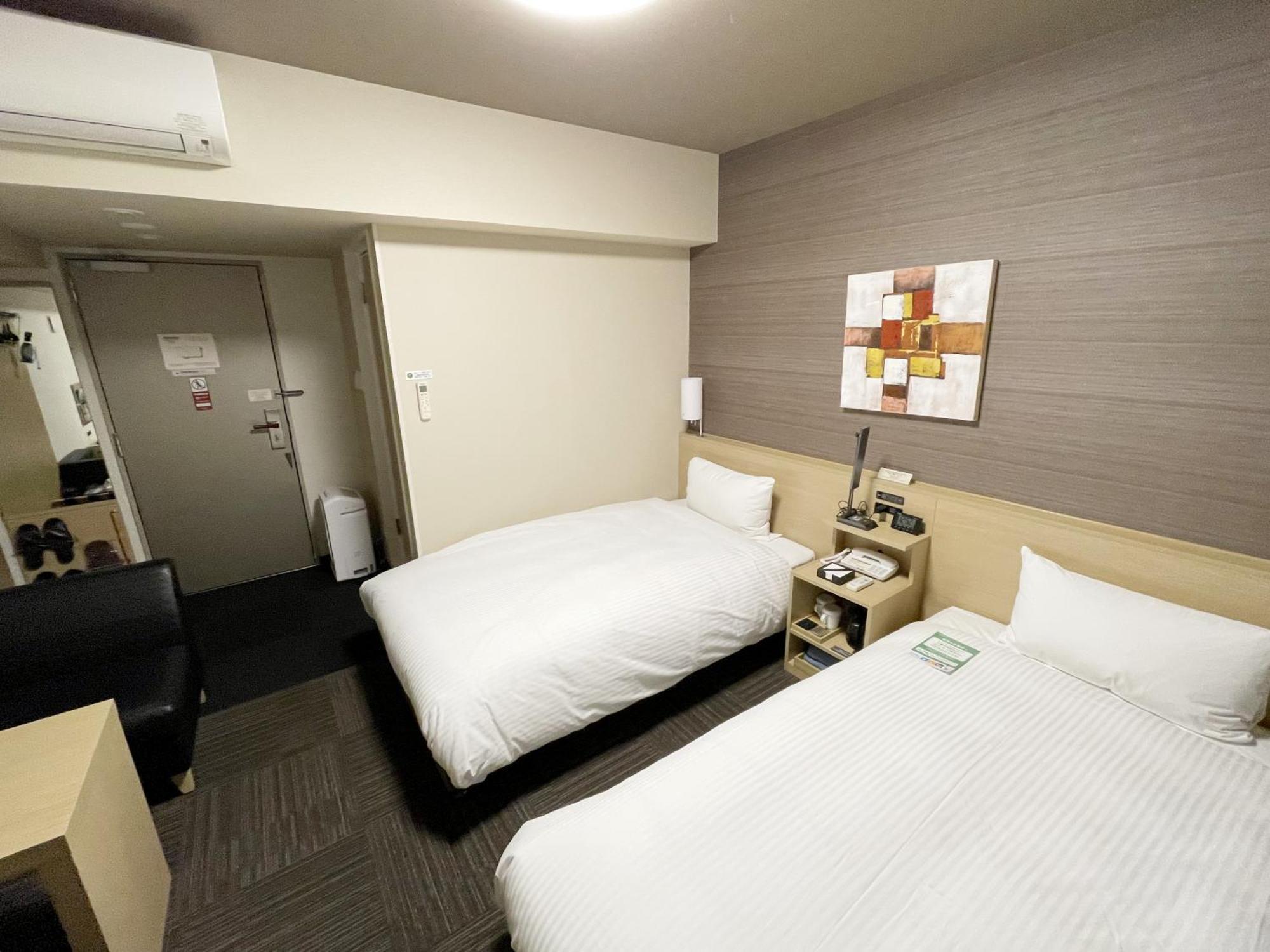 Hotel Route-Inn Osaka Takaishi -Hagoromo Ekimae- Экстерьер фото